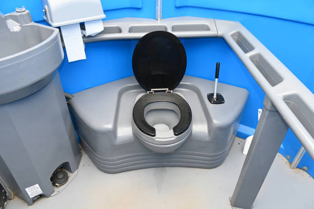 Portable Toilet Options We Offer in Perry, IA
